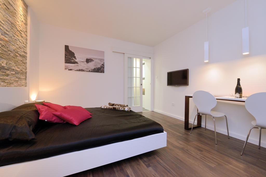 Guest House D&G -I Apartment & Room Ζαντάρ Δωμάτιο φωτογραφία