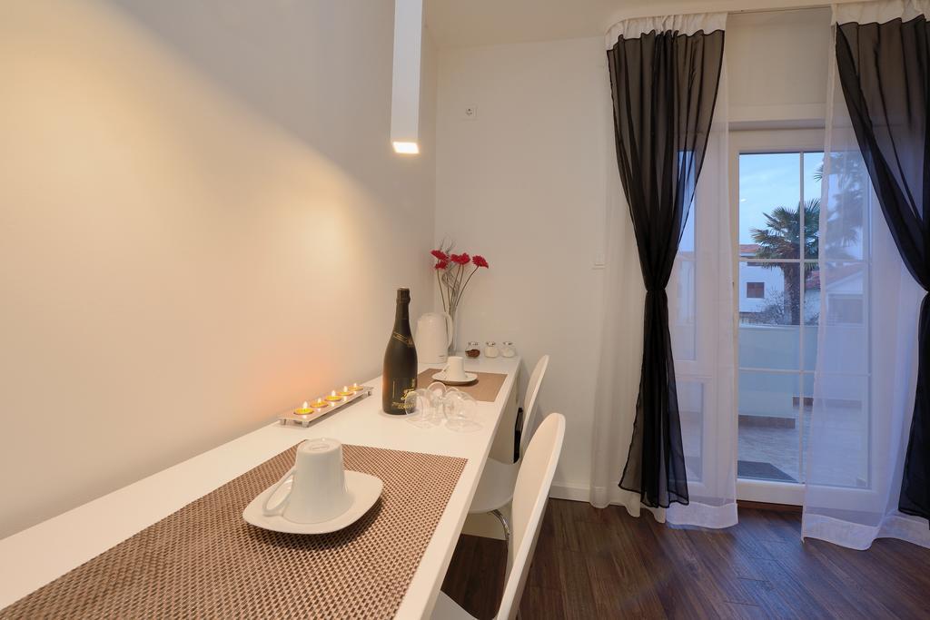 Guest House D&G -I Apartment & Room Ζαντάρ Δωμάτιο φωτογραφία