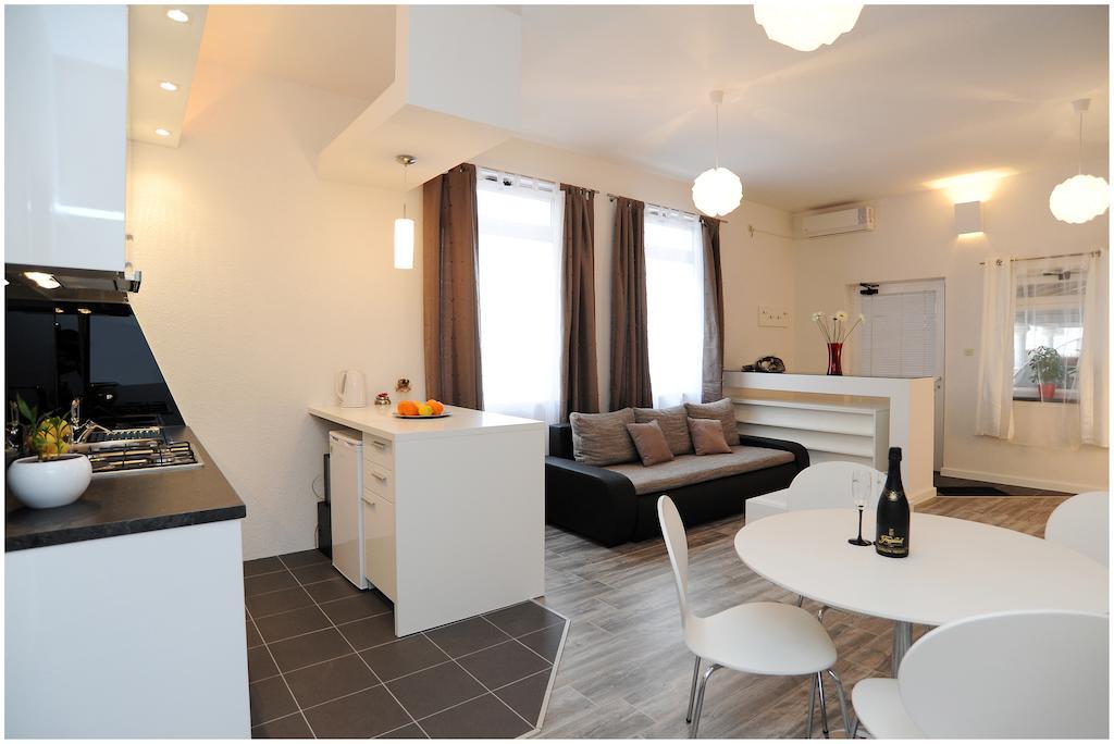 Guest House D&G -I Apartment & Room Ζαντάρ Εξωτερικό φωτογραφία